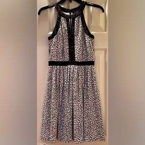 White House Black Market black & white dress size 0